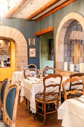 Interior at Vincent on Camelback 4