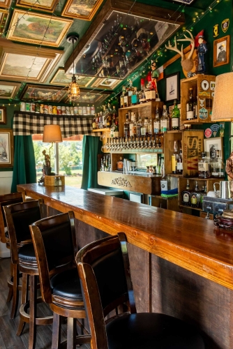 The Tasting Roomat Old County Inn in Pine AZ ALT