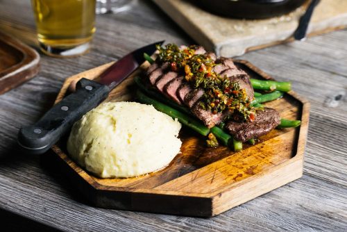 steak and mashed potatoes at saddle mountain brewing company